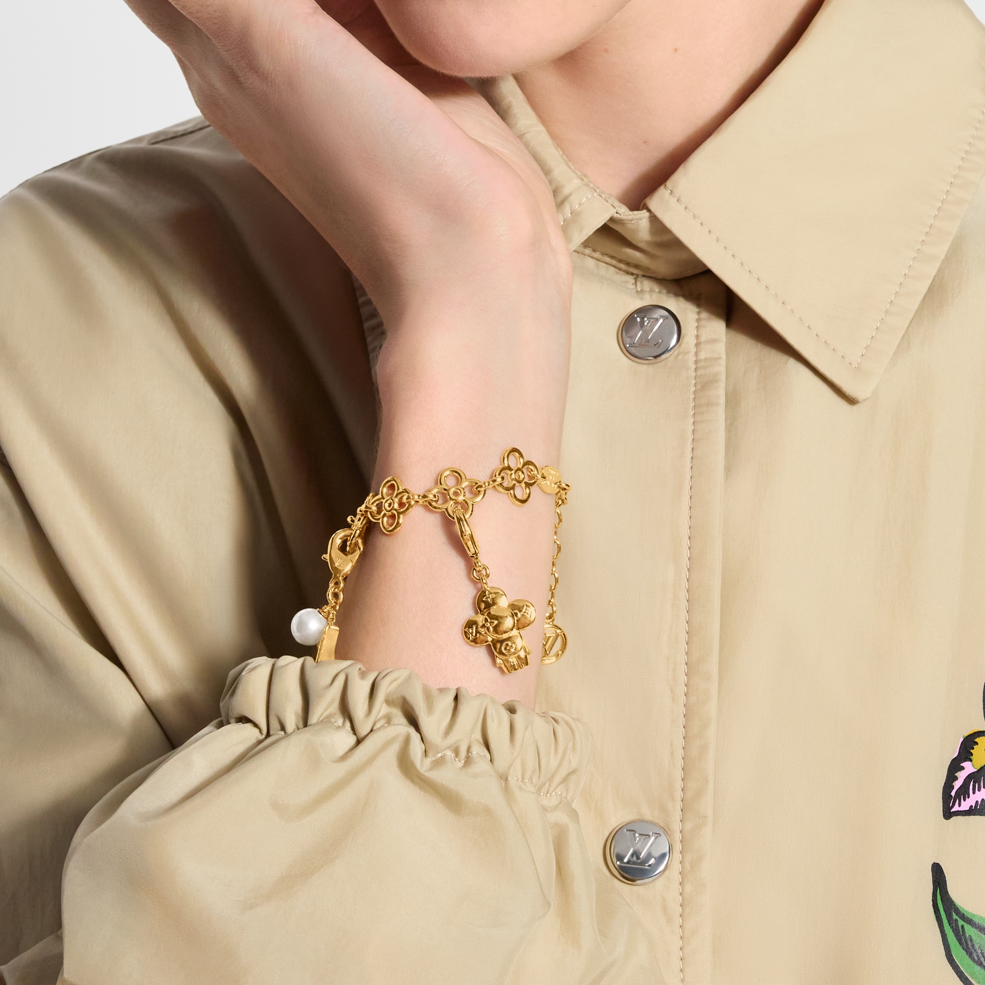 Gold Key Holders and Bag Charms Accessories | LOUIS VUITTON